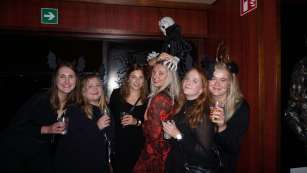 Foto 012.jpg aus dem Album Bootsparty am 28.10.2023 vergrößern